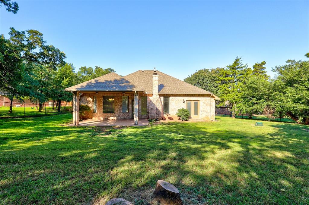 1083 Hidden Oaks Way