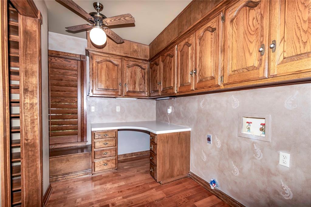 870776 S Hickory Lane