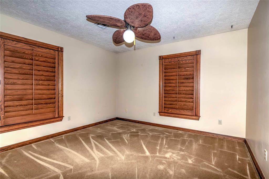 870776 S Hickory Lane