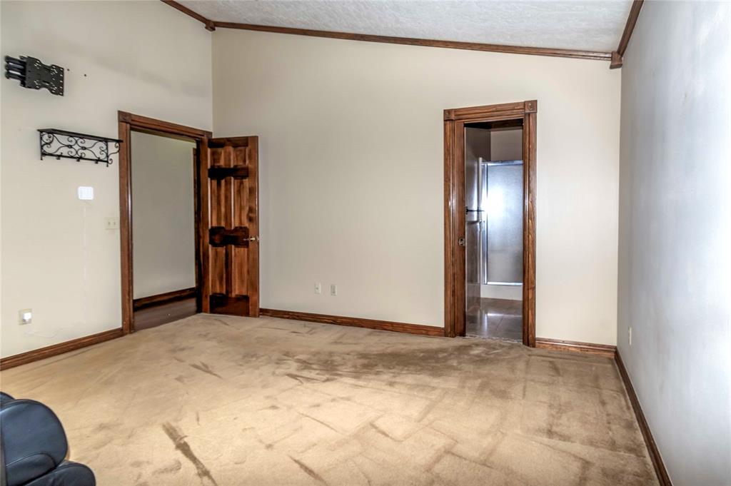 870776 S Hickory Lane