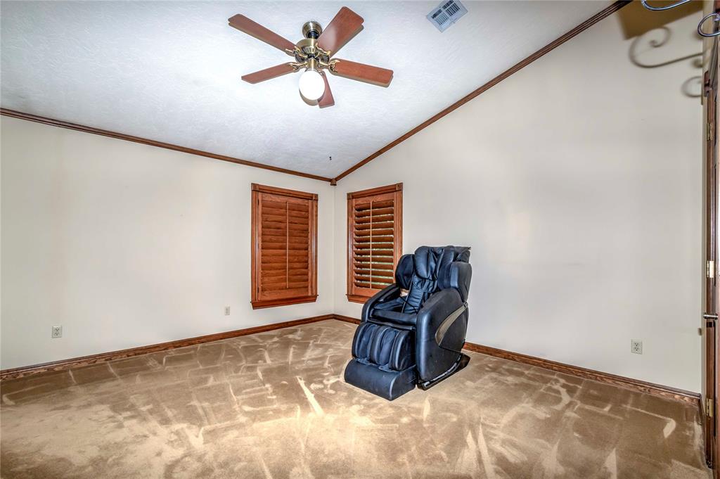 870776 S Hickory Lane