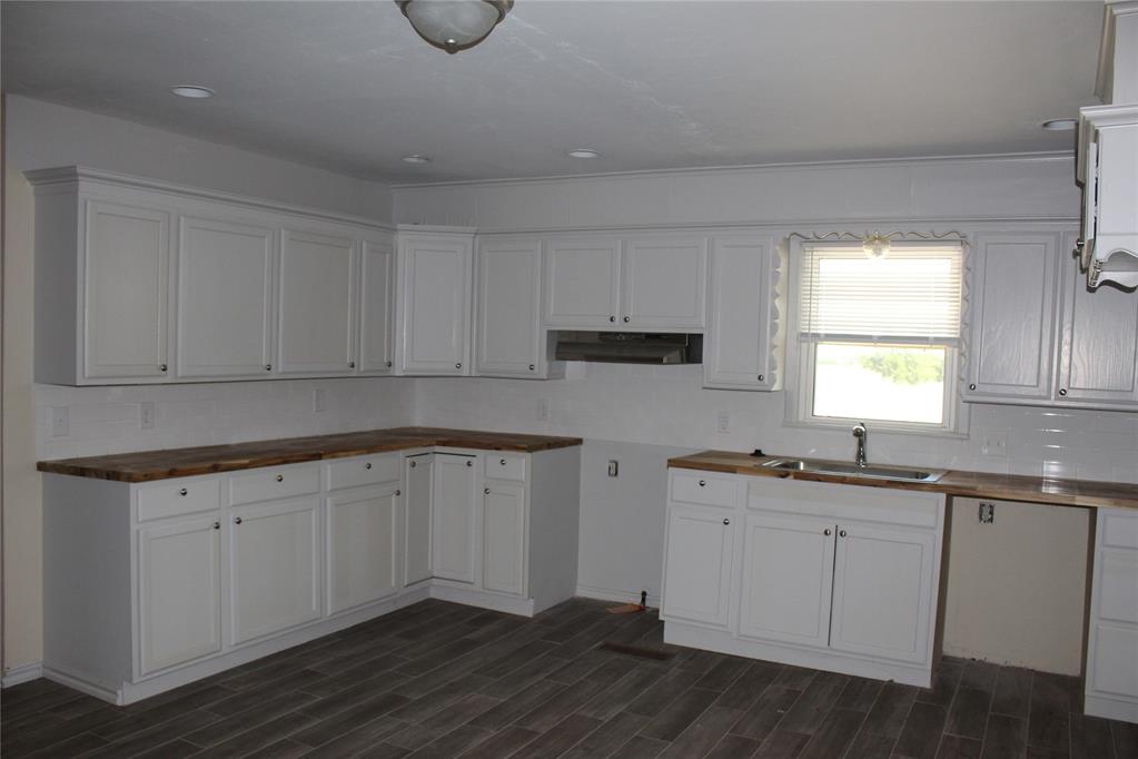 341559 E Highway 105 Highway