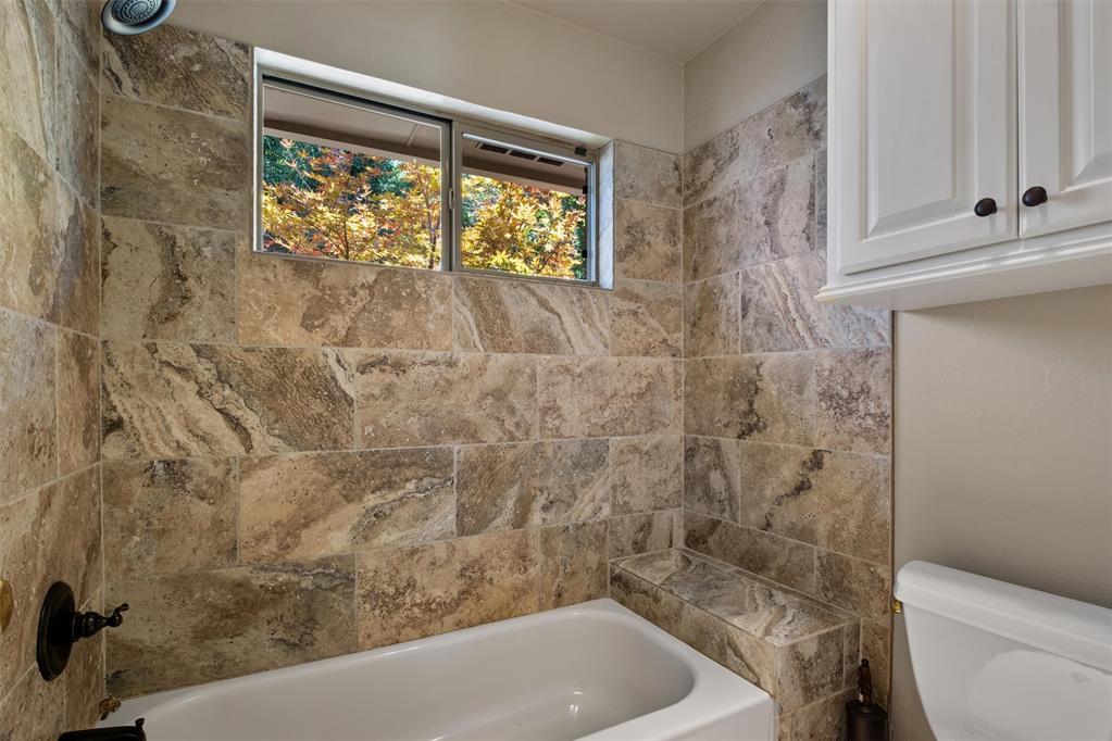 5904 Oak Forest Road