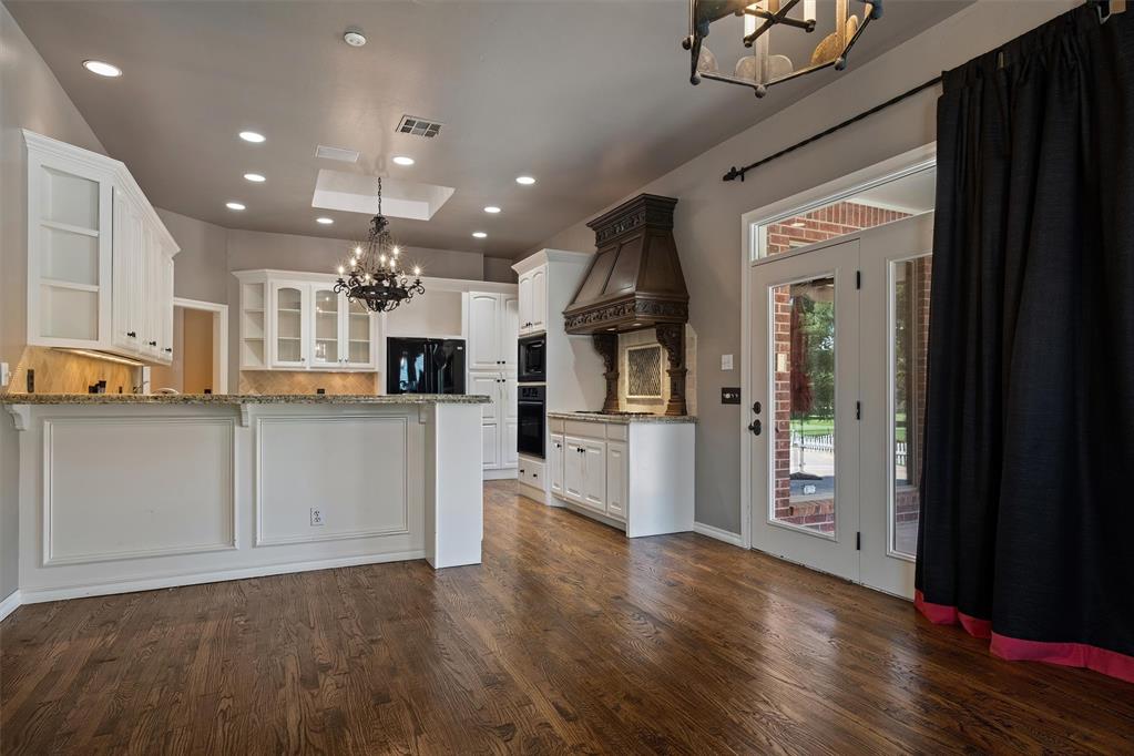 5904 Oak Forest Road