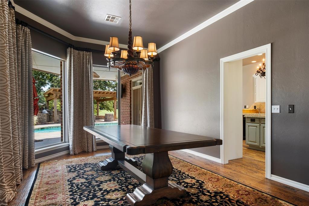 5904 Oak Forest Road