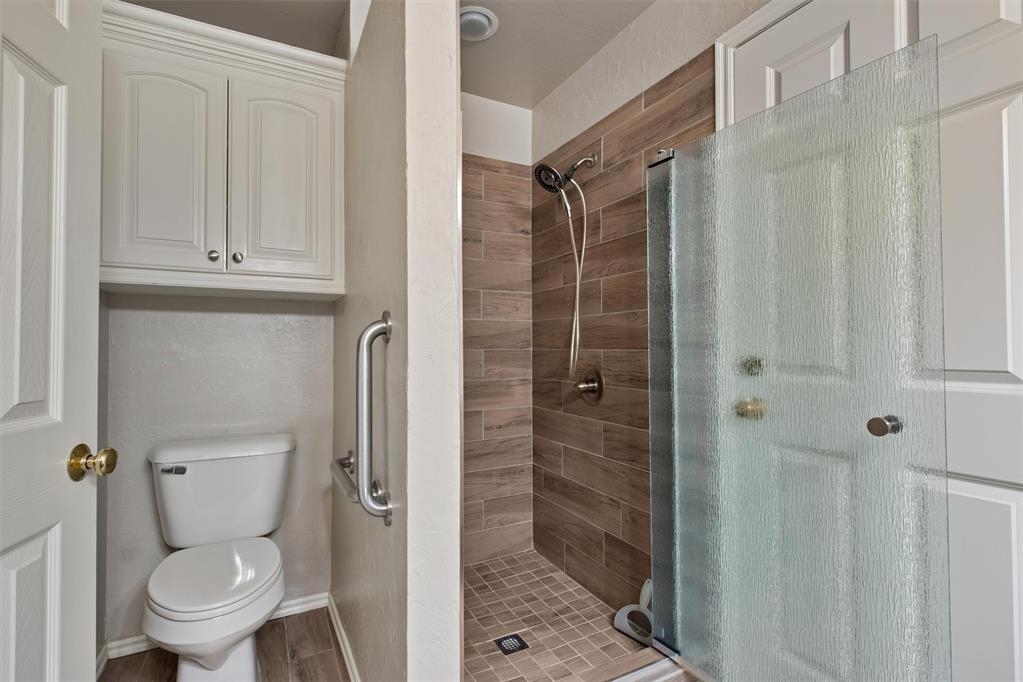 5904 Oak Forest Road