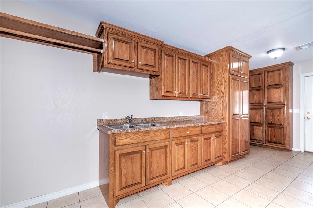 1516 Timberlake Drive