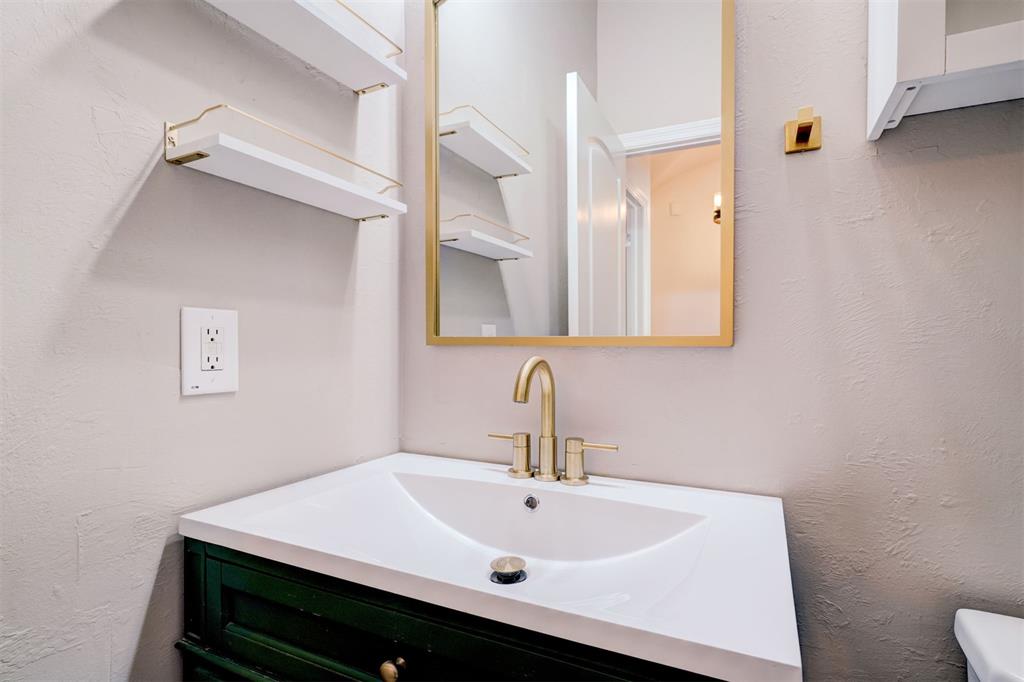 11209 SW 41st Terrace