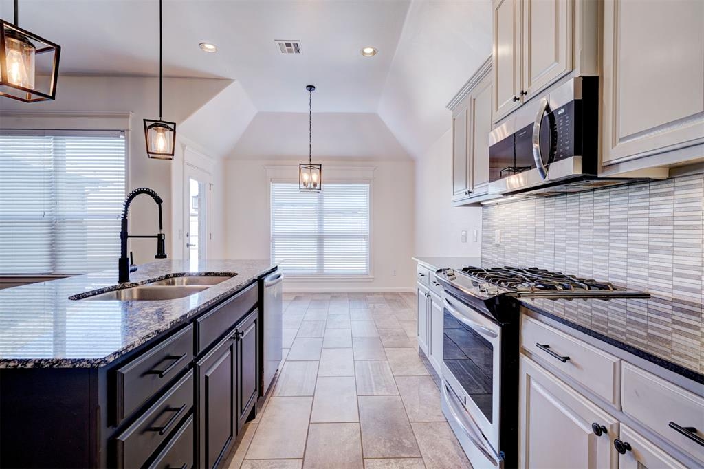 11209 SW 41st Terrace