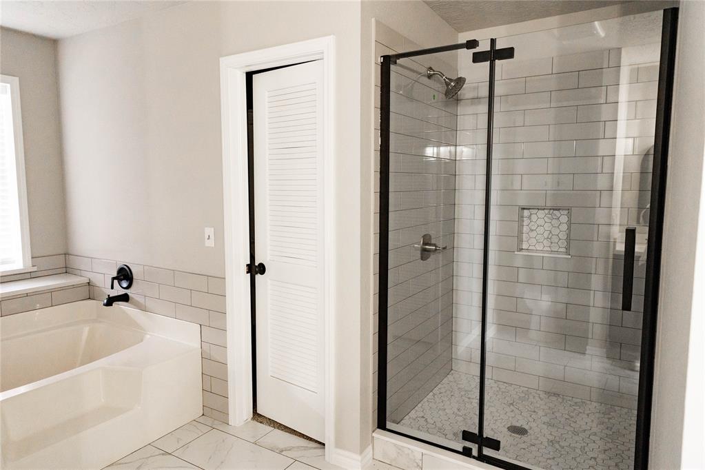 201 E Park Plaza Drive