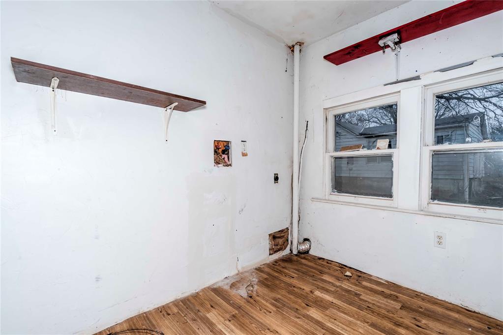 912 S Bennett Boulevard