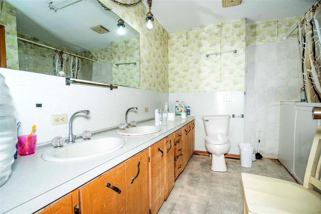 51978 W 201st Street