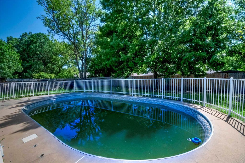 2701 S Mar Vista Street