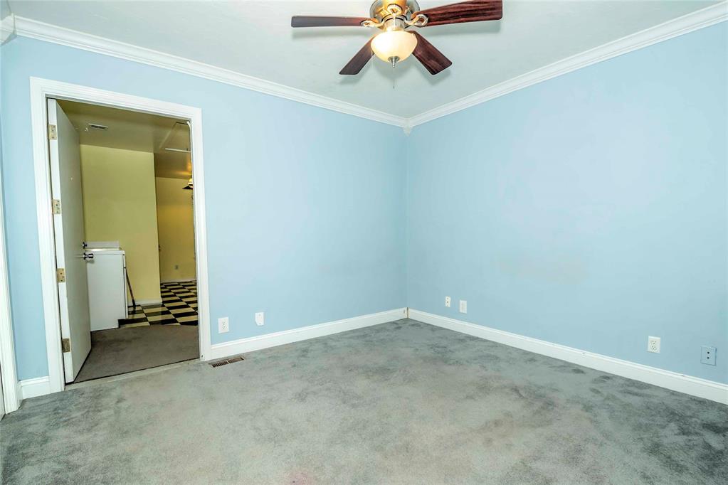 2701 S Mar Vista Street