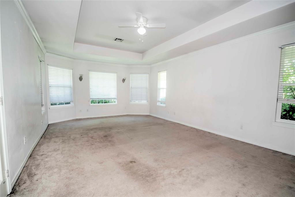 2701 S Mar Vista Street