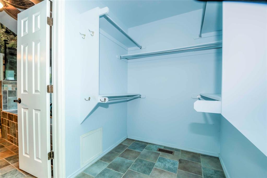 8621 NW 121st Street