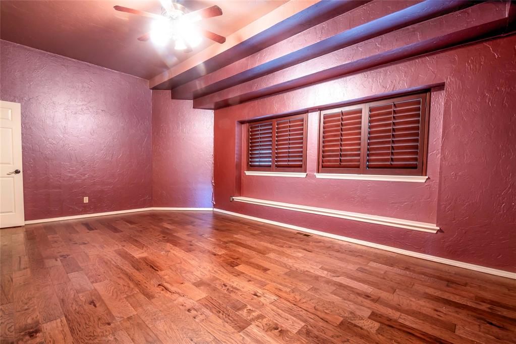 8621 NW 121st Street