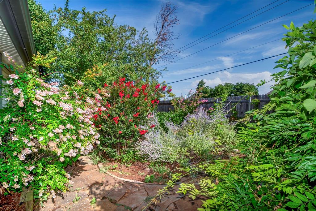 8621 NW 121st Street