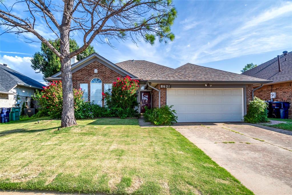 8621 NW 121st Street