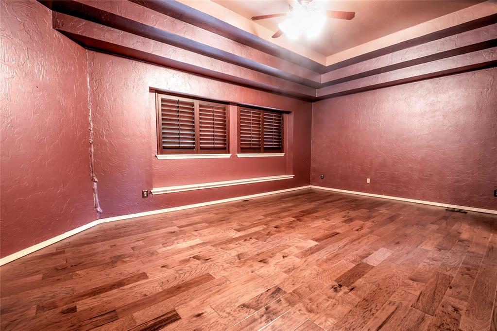 8621 NW 121st Street