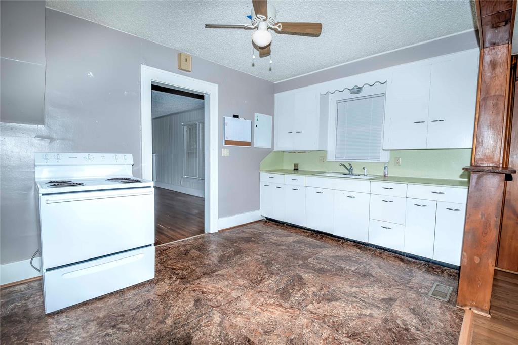 802 Bennett Boulevard