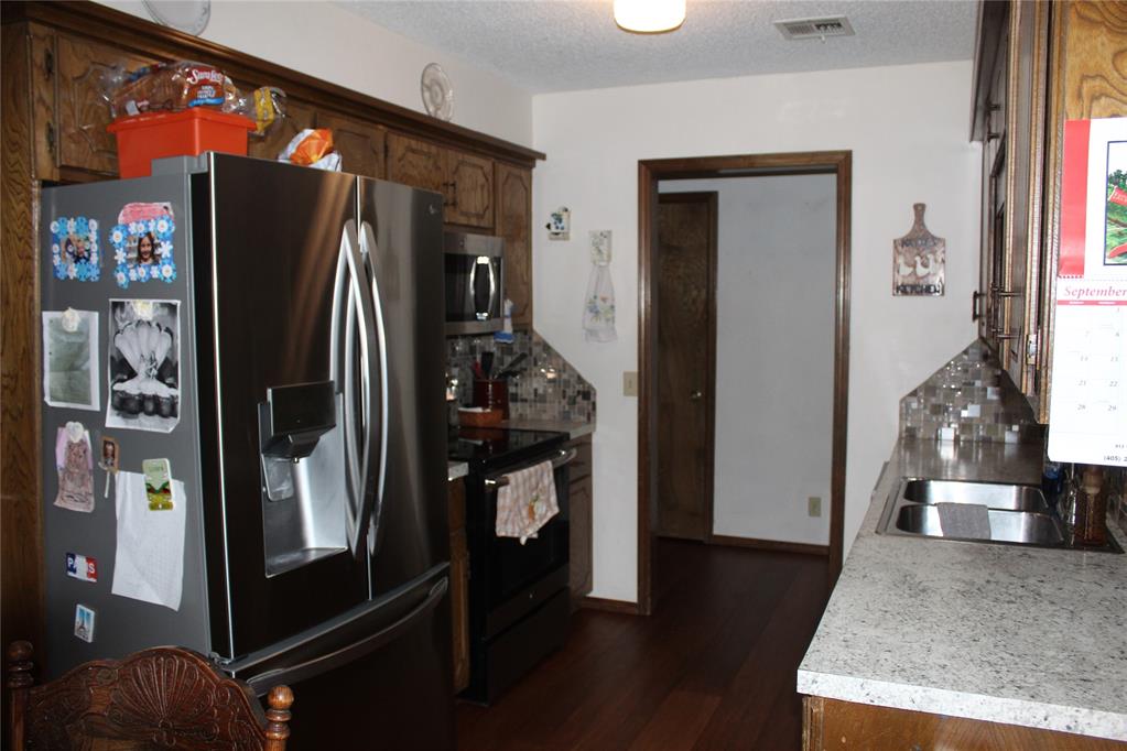 900690 S Oak Ridge Drive