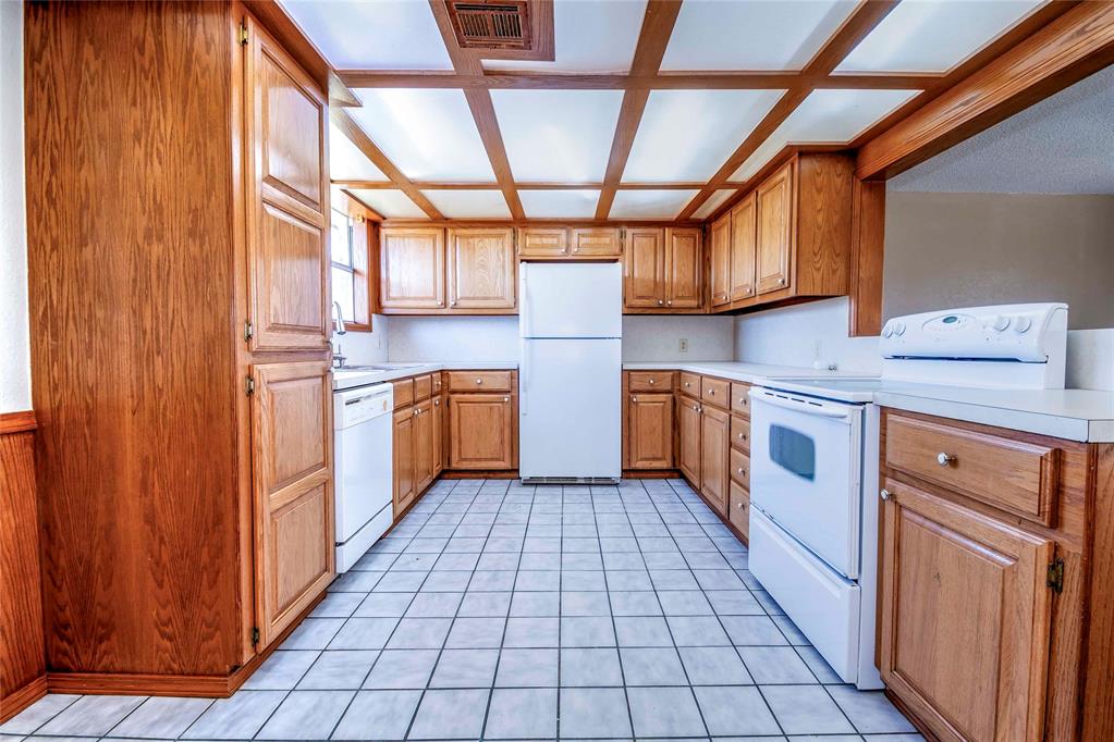 410 N Flanagan Avenue