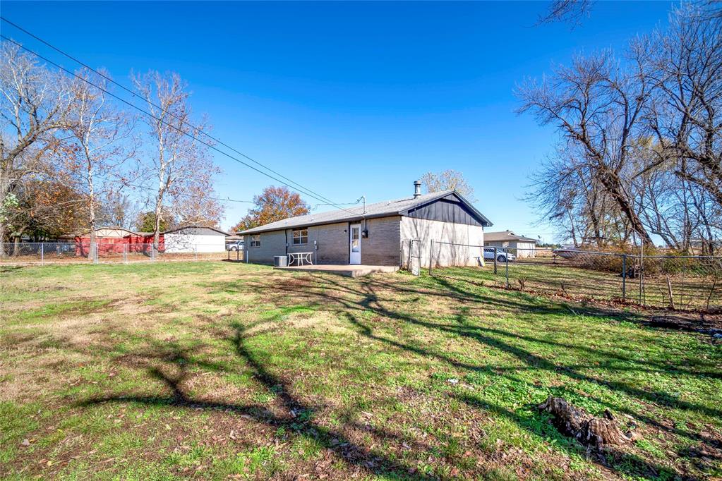 410 N Flanagan Avenue