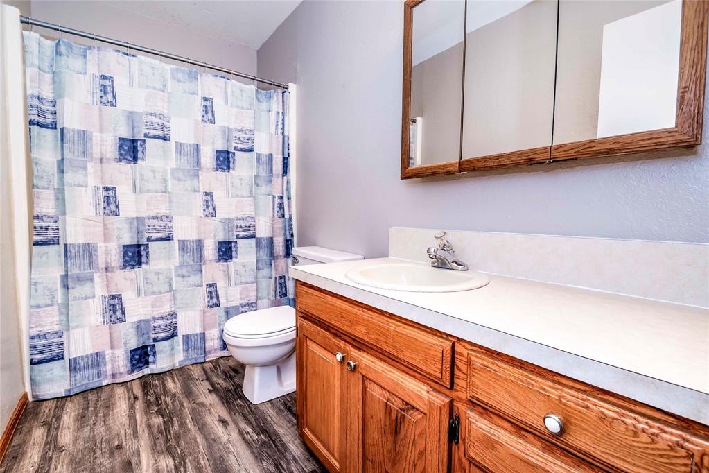 410 N Flanagan Avenue