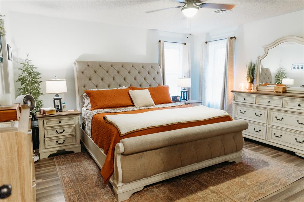 341872 E Hill Street