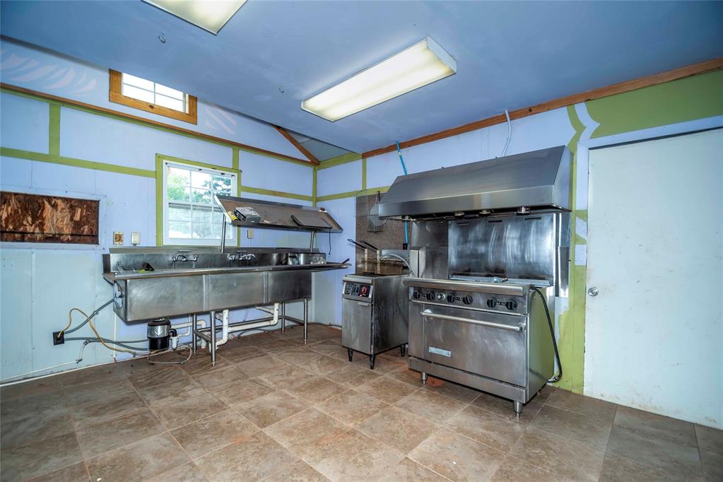 344586 E 860 Road
