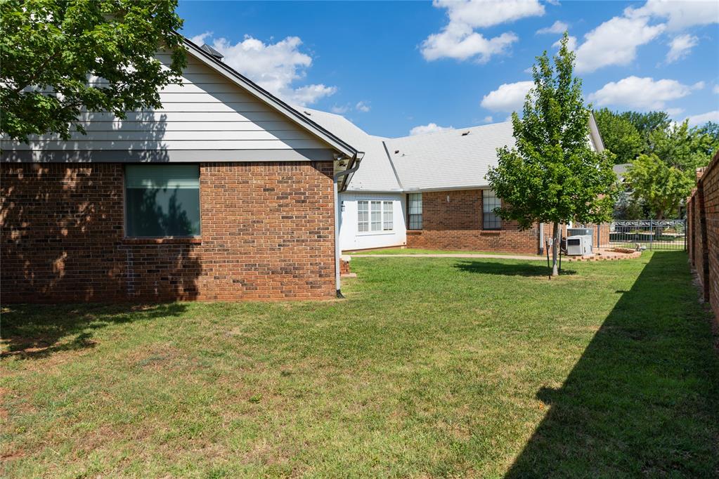 5000 Misty Glen Circle