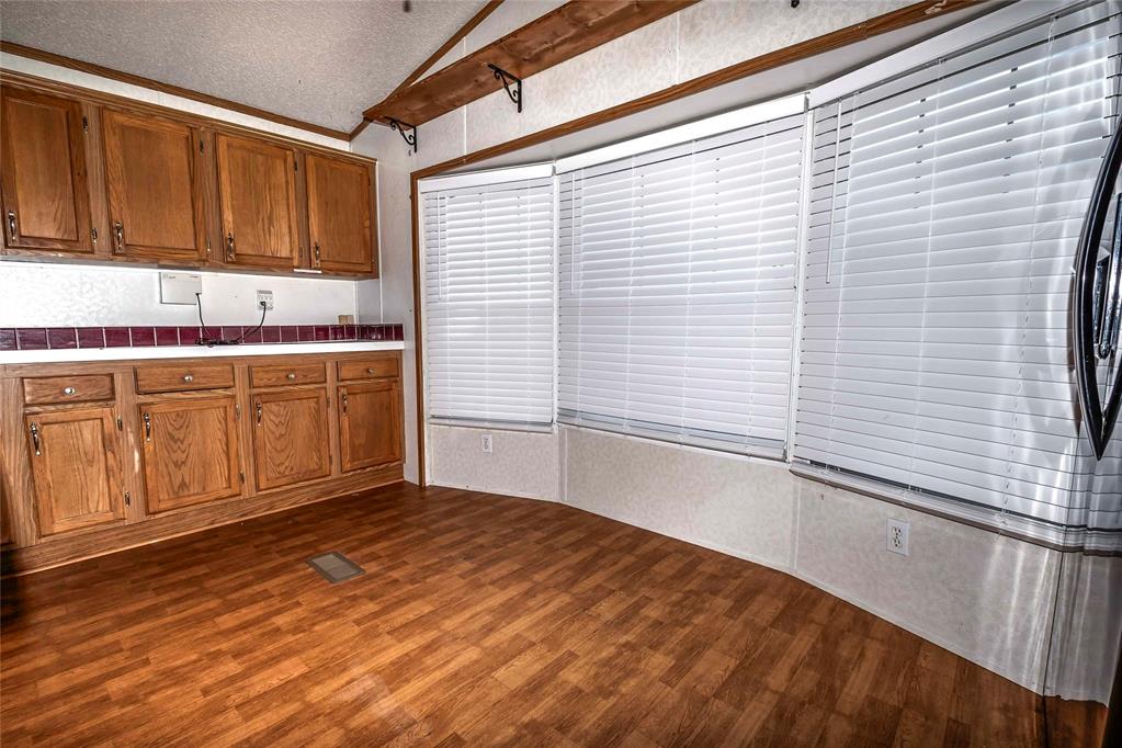 349493 E 850 Road
