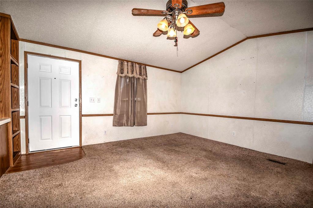349493 E 850 Road