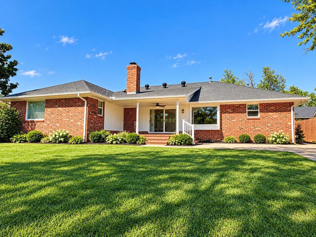 1308 Devonshire Court