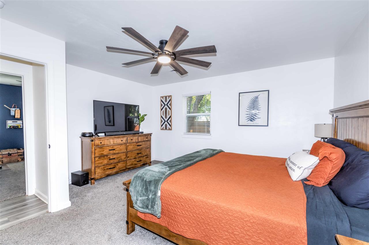 6 N Canyon Rim Drive