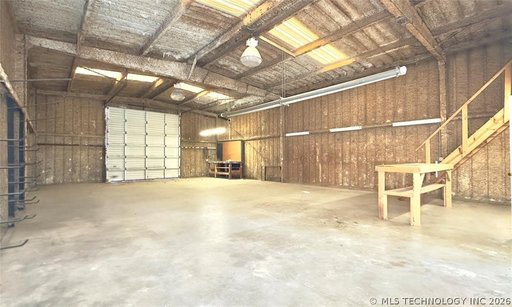 315 W Moses