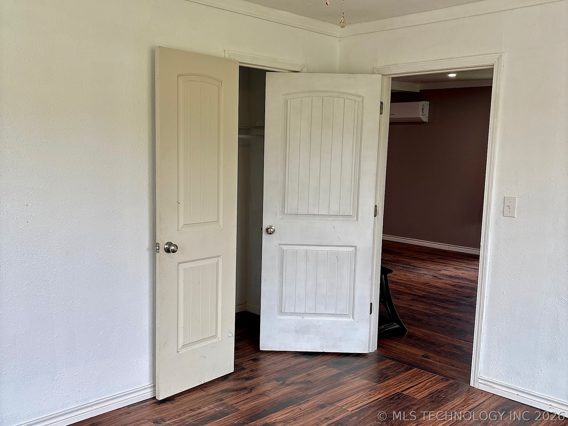 410 E 2nd Street