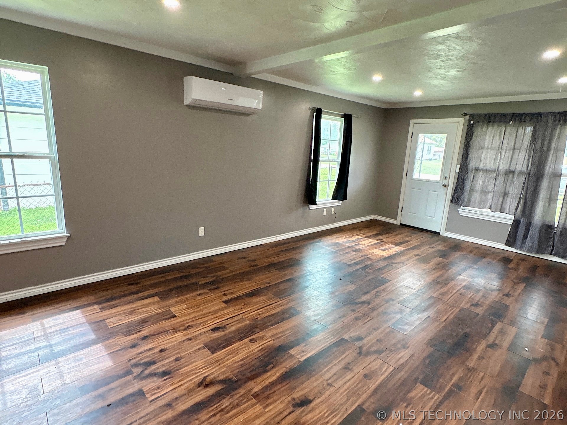 410 E 2nd Street
