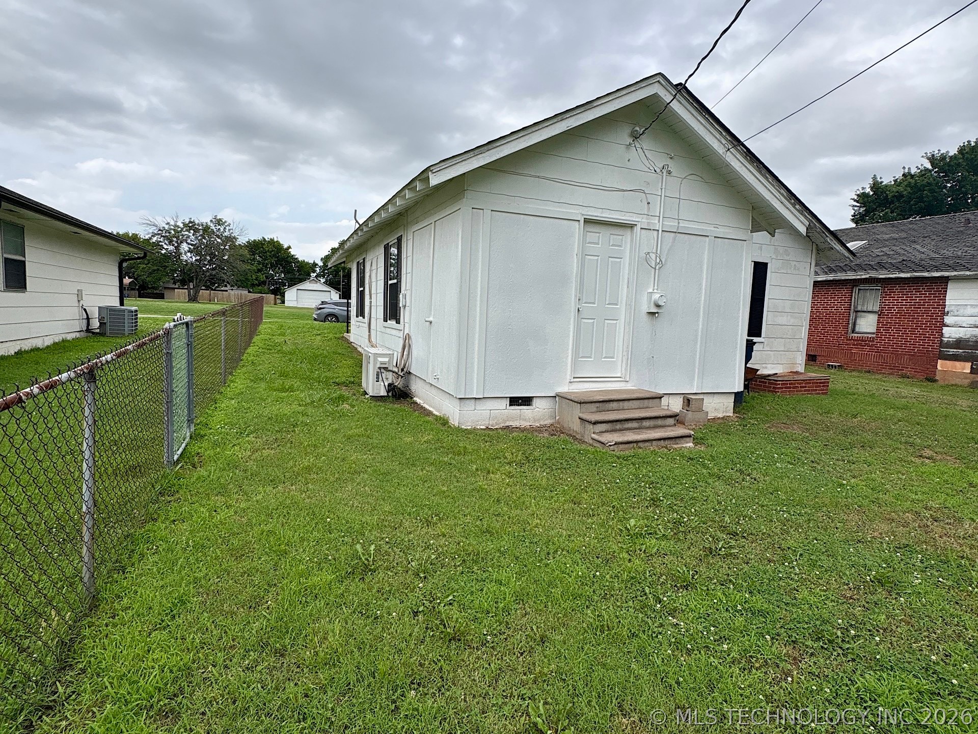 410 E 2nd Street