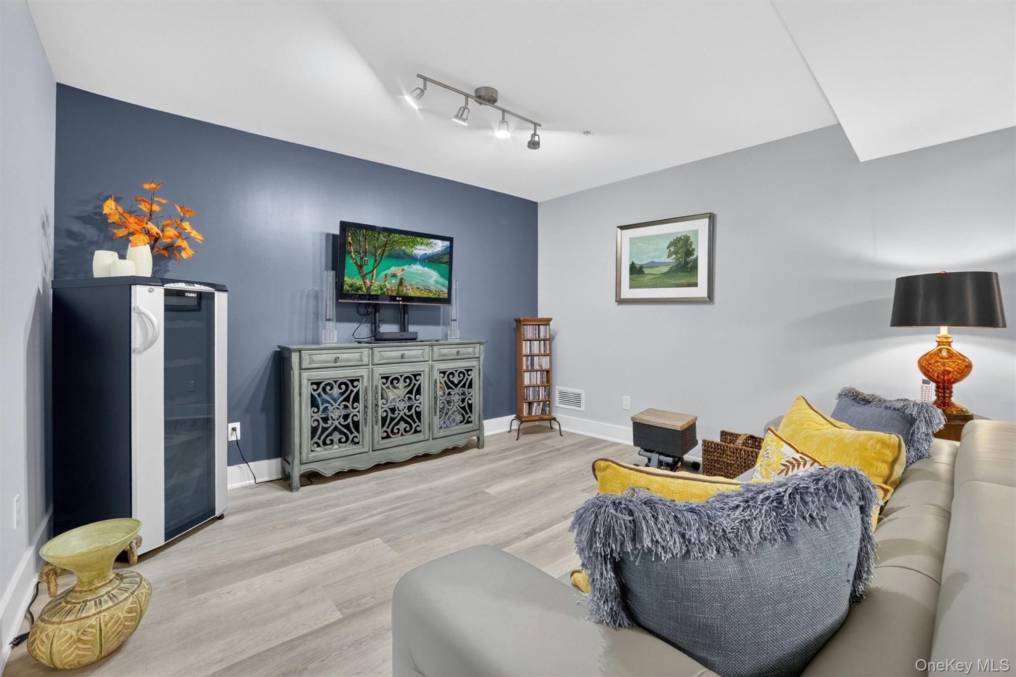 26 Wyndham Close