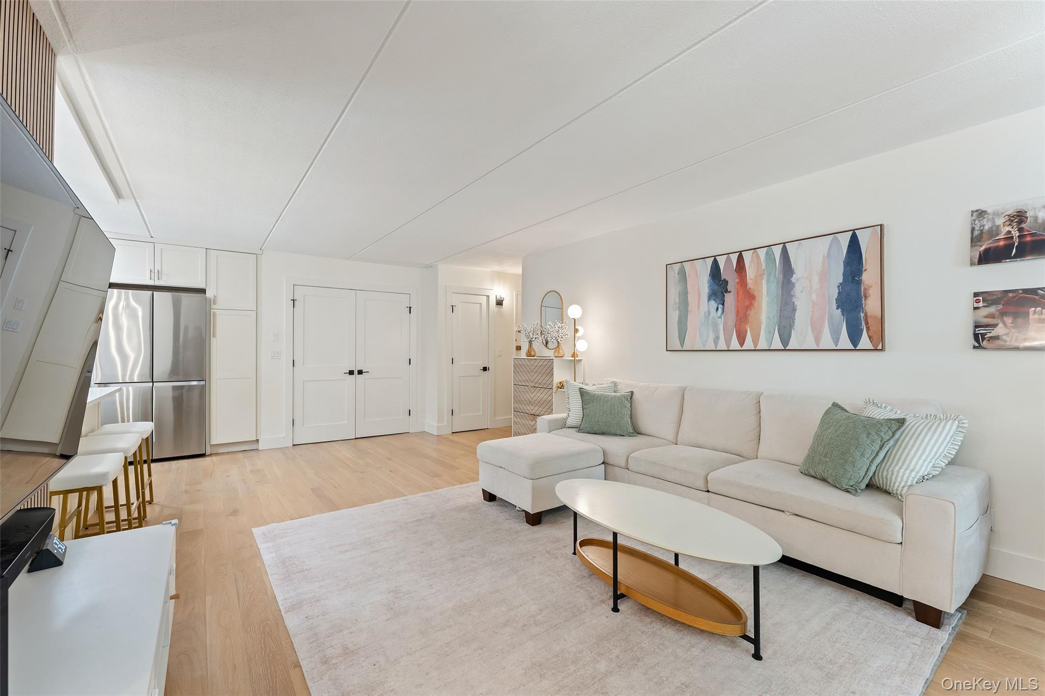 412 Benedict Avenue Unit: 2B
