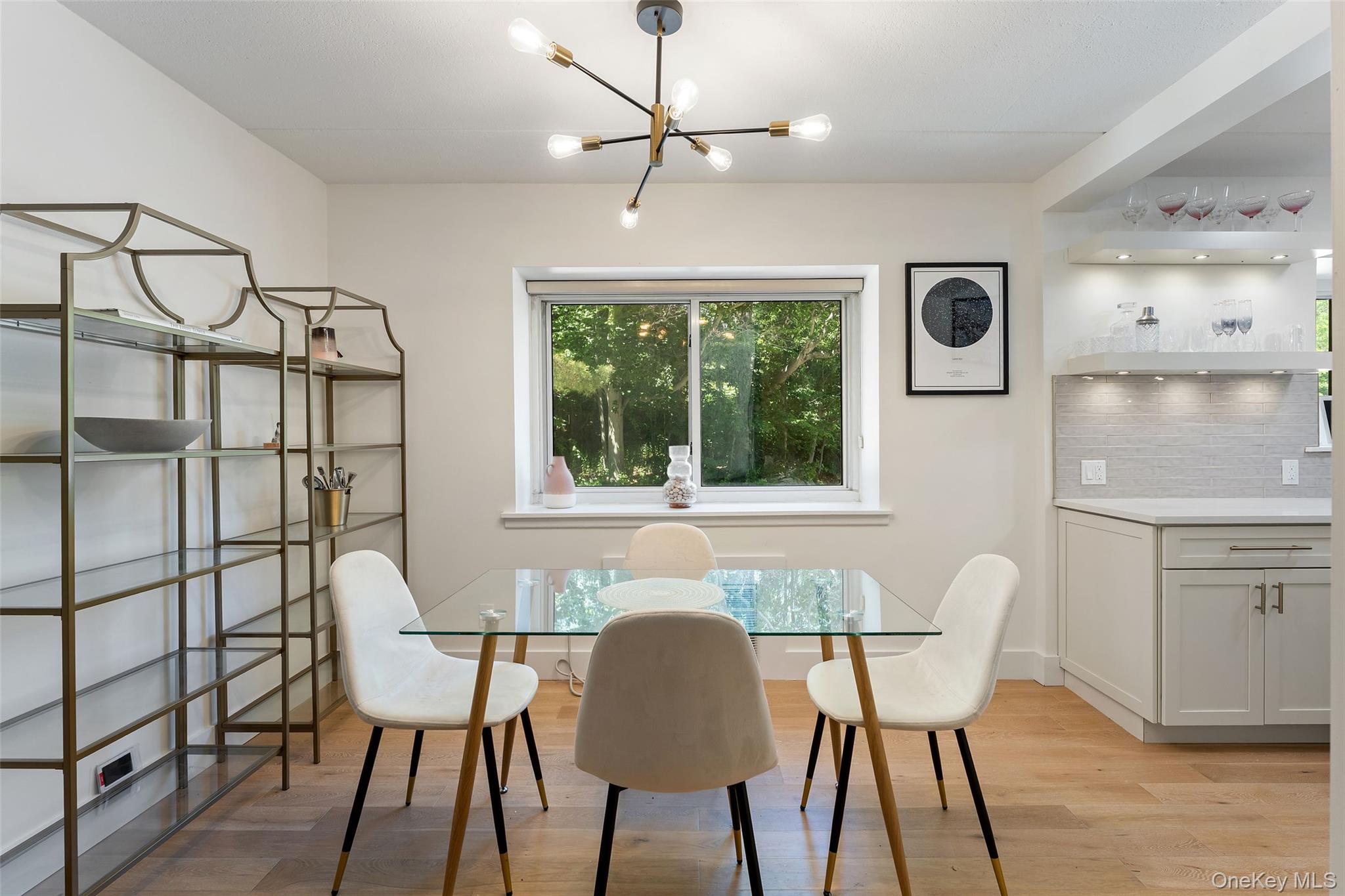 412 Benedict Avenue Unit: 2B