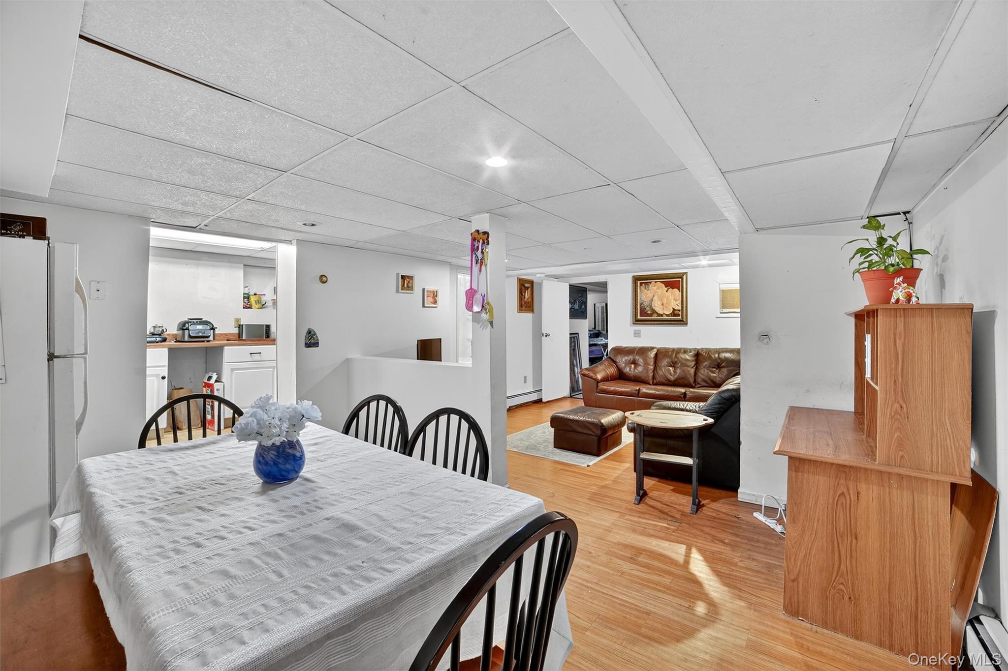 140 Beekman Avenue