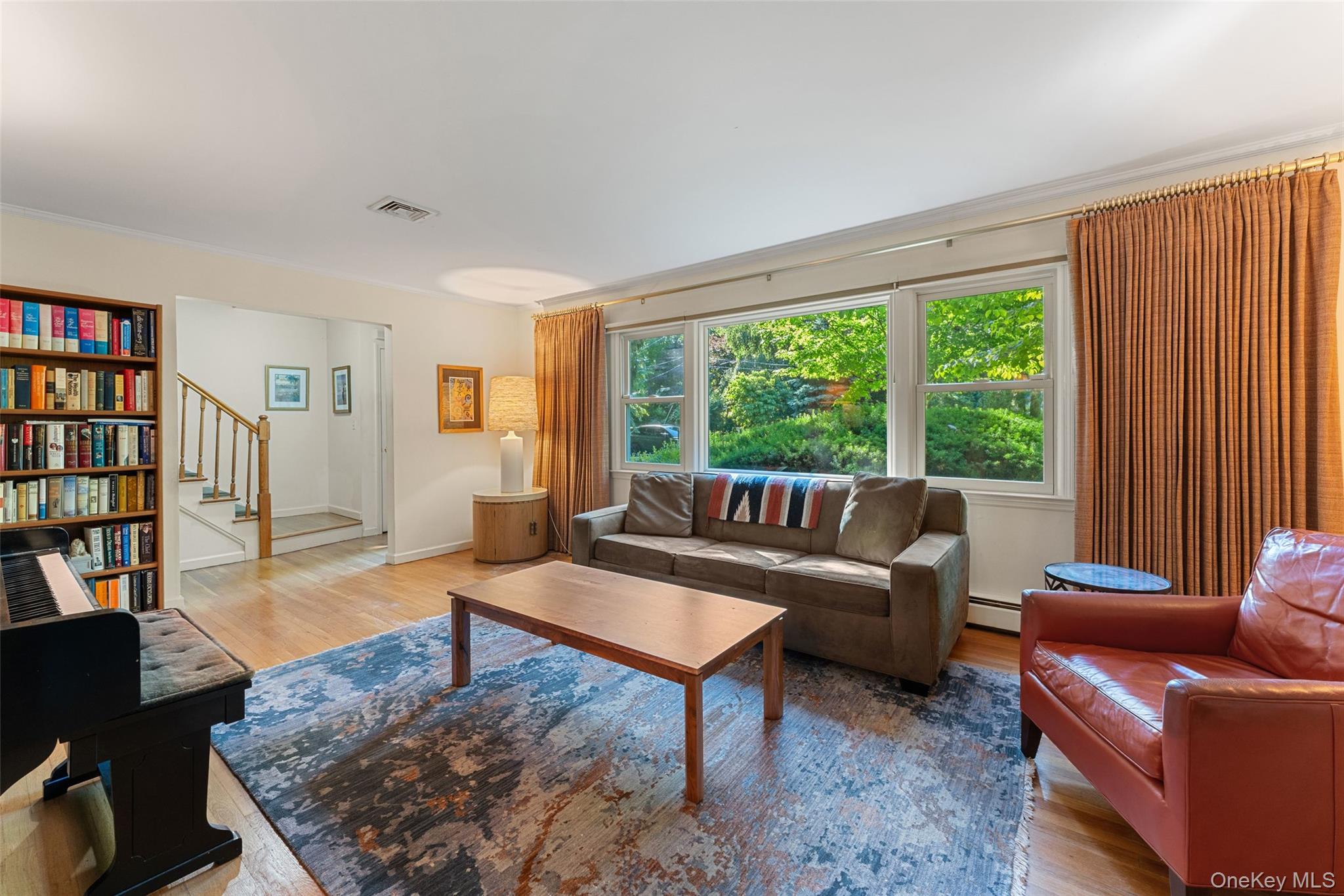 4 Pin Oak Lane