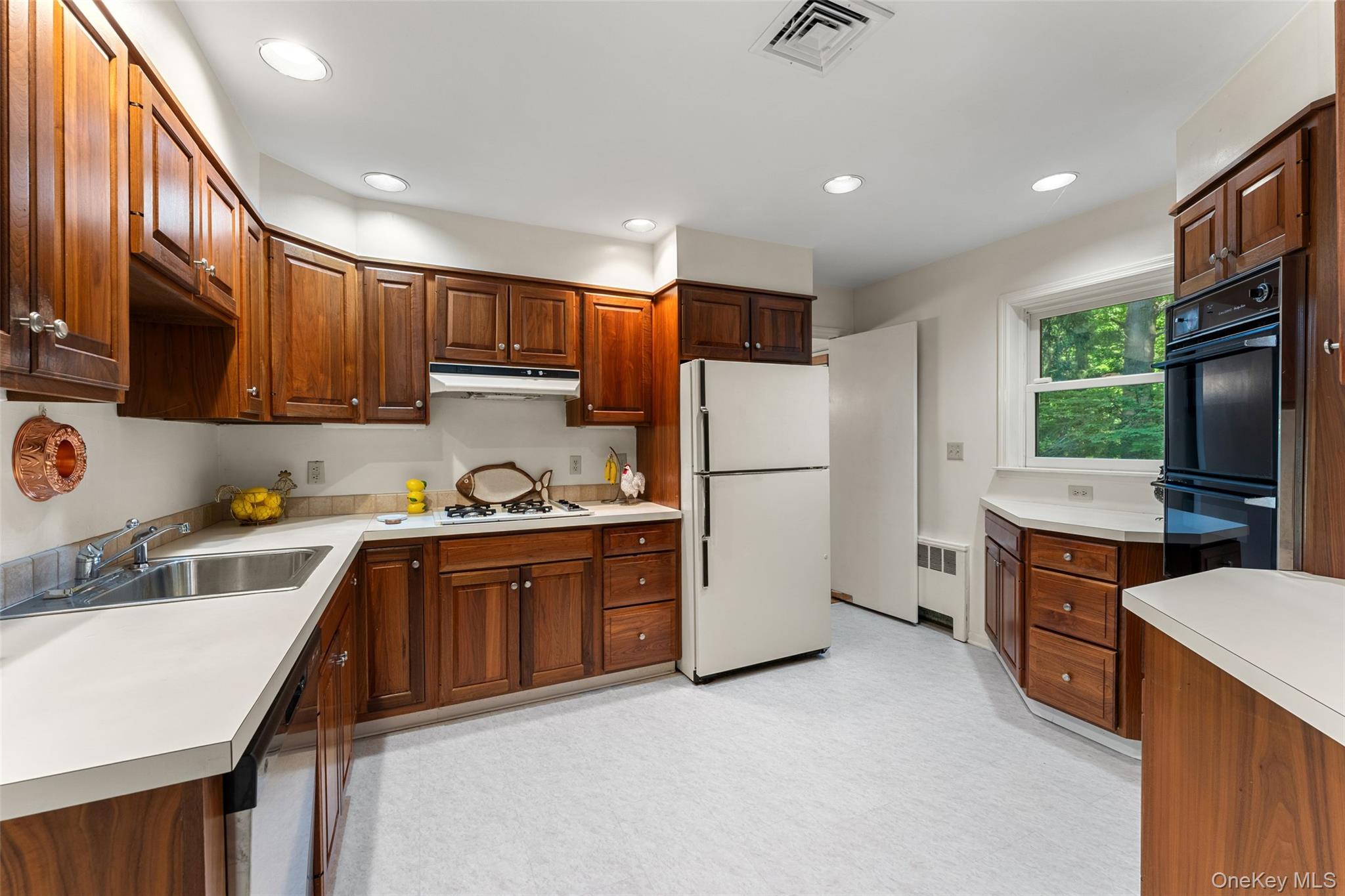 4 Pin Oak Lane