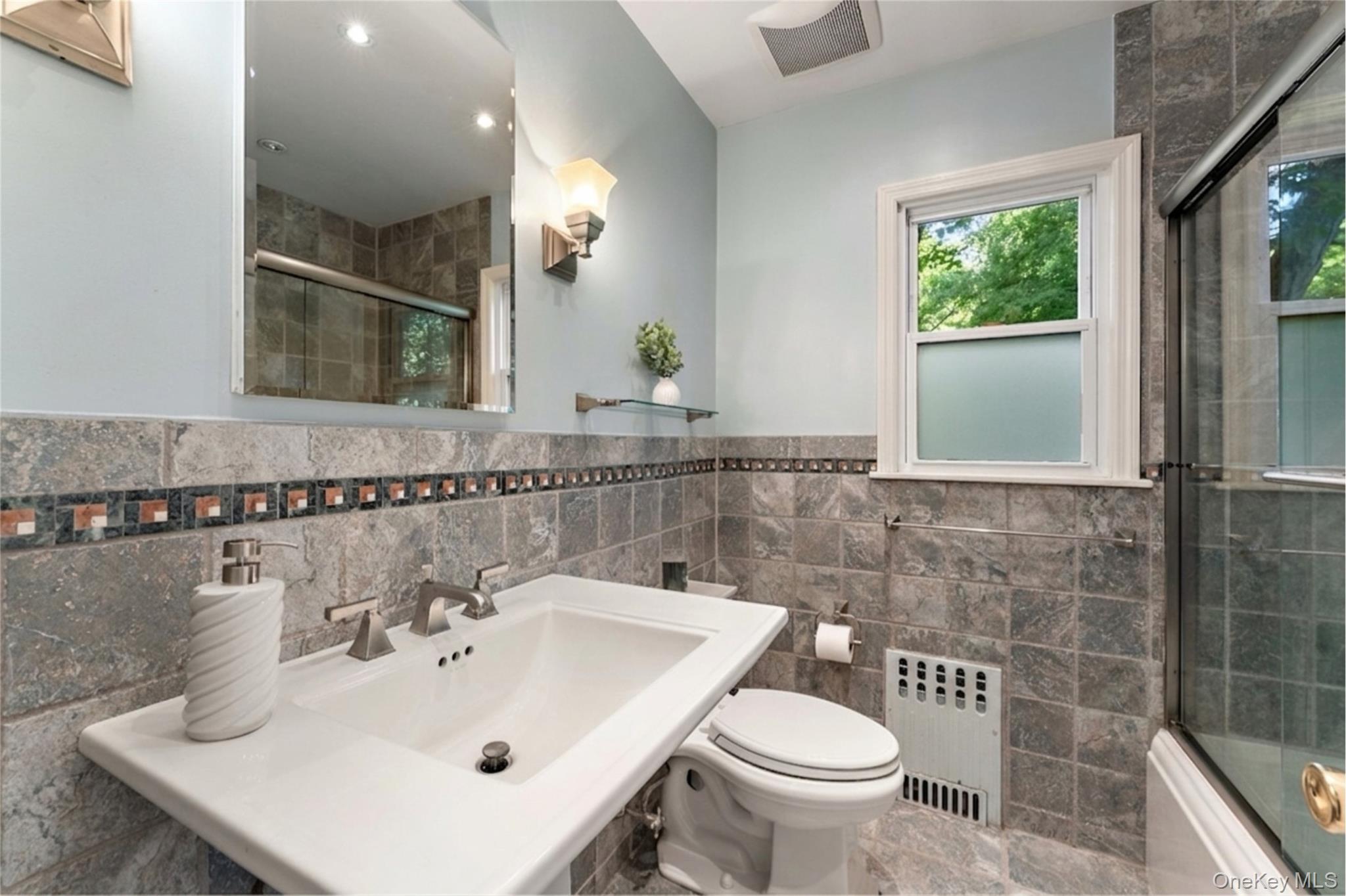 4 Pin Oak Lane