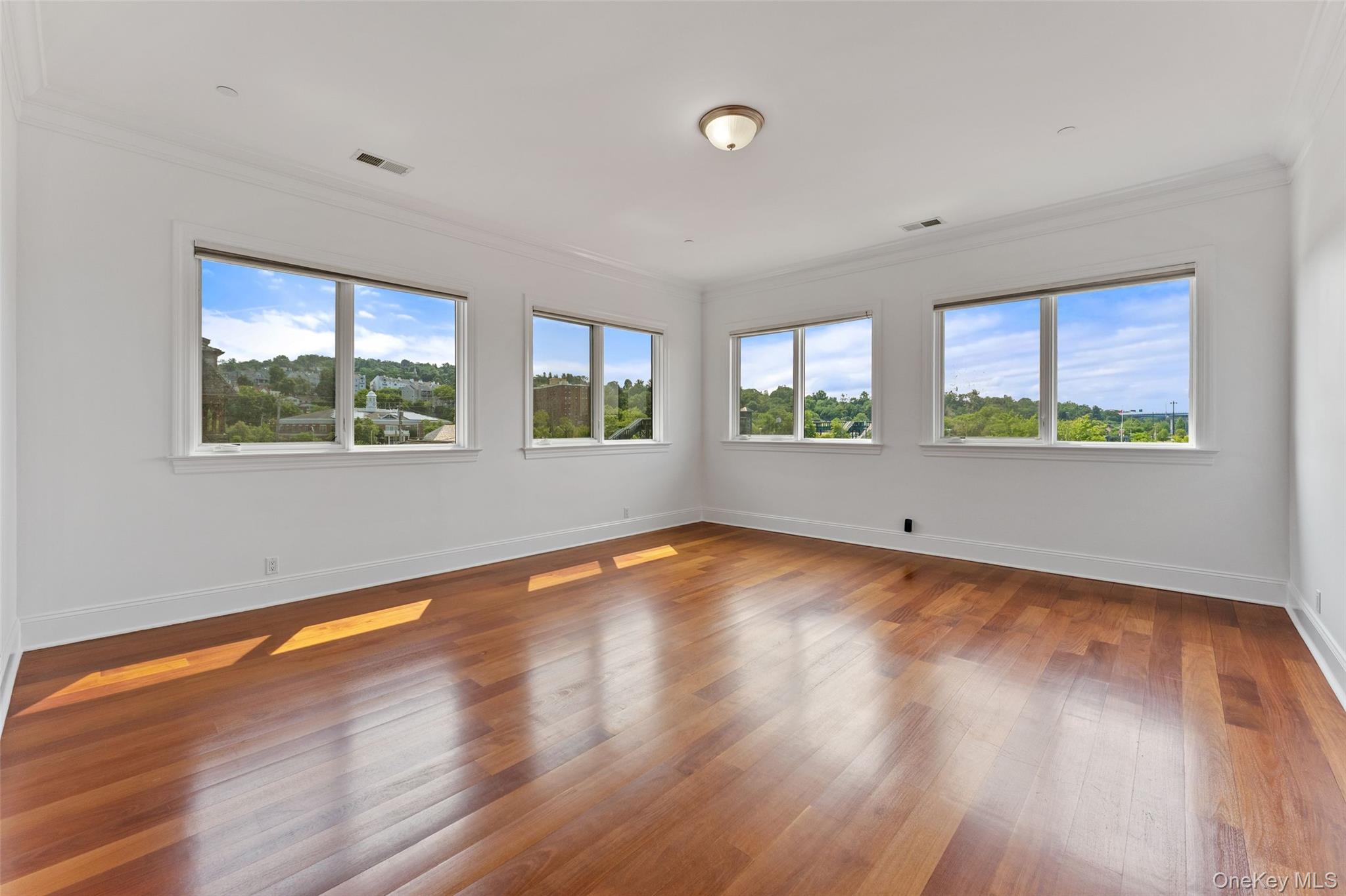 127 W Main Street Unit: 200