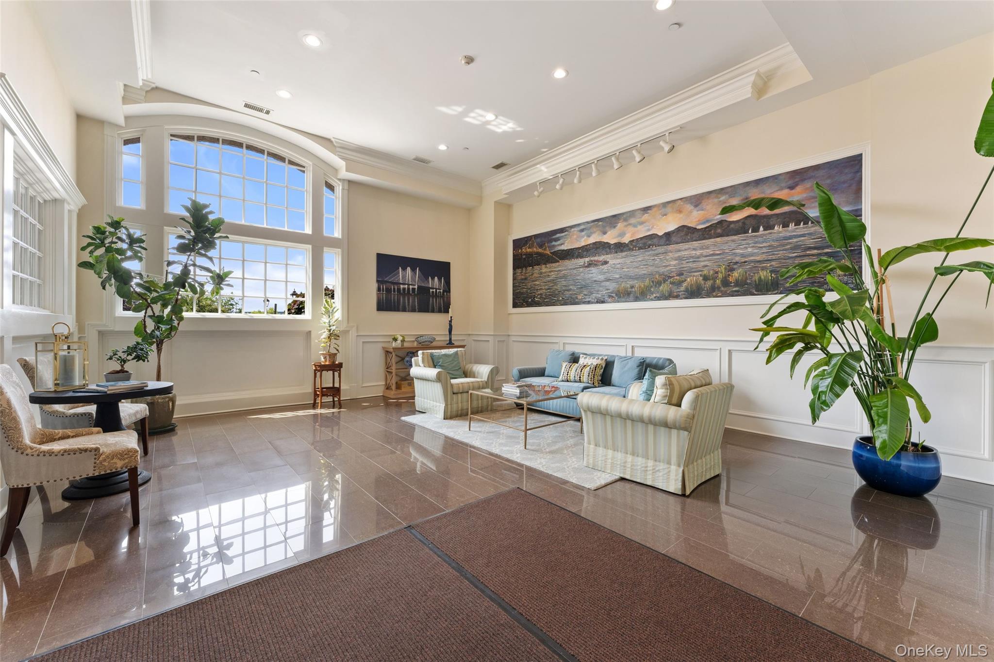127 W Main Street Unit: 200