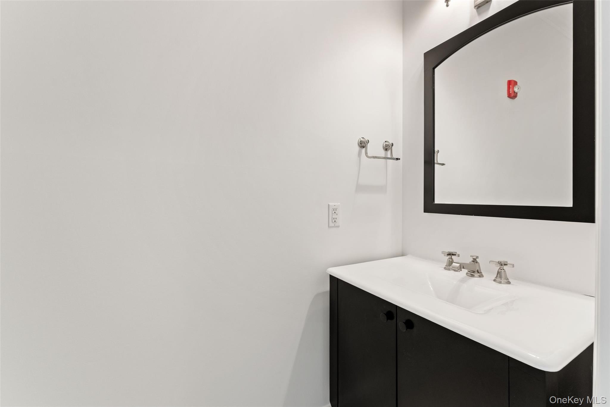 127 W Main Street Unit: 200